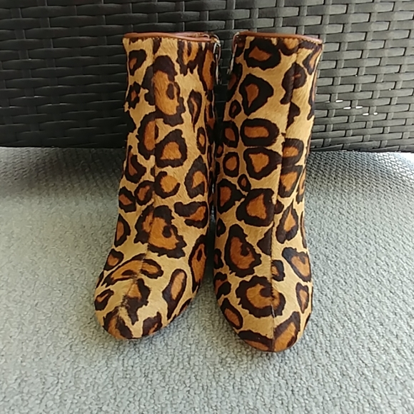 Sam Edelman Shoes - Sam Edelman Wilma Leopard Calfhair Booties 6.5